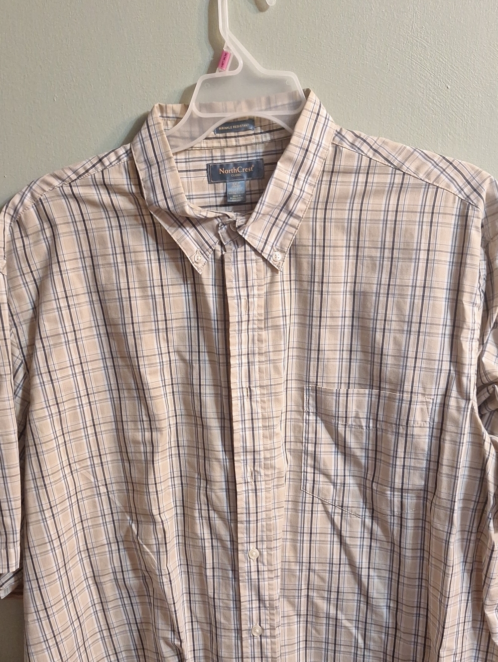 Northcrest Men's Lightweight Plaid Button-Down Shirt in Beige and Blue